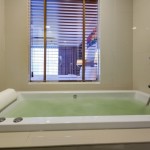 Jacuzzi Suite